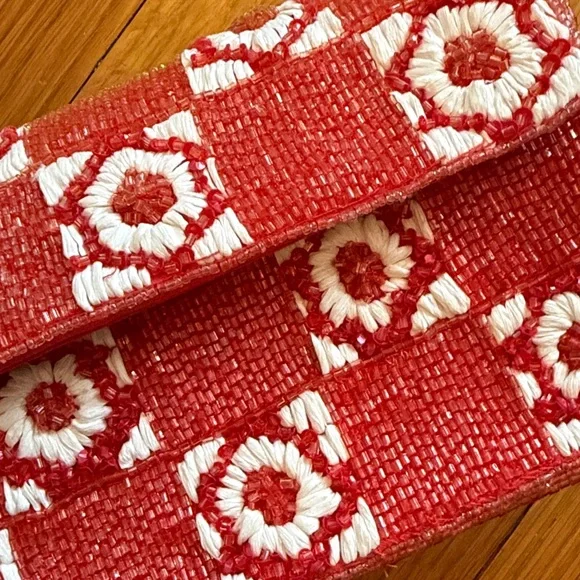 New Amthropologie The Fiona Beaded Floral Bag One Size - Picture 2 of 4